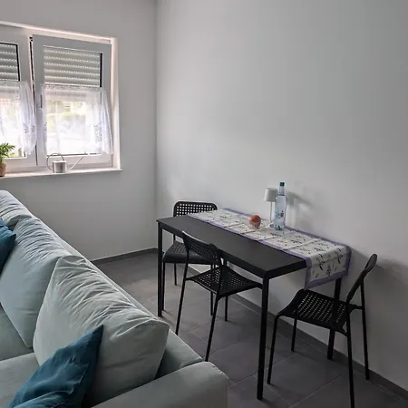 2-room Guest For 2 People Apartment Oberkramer